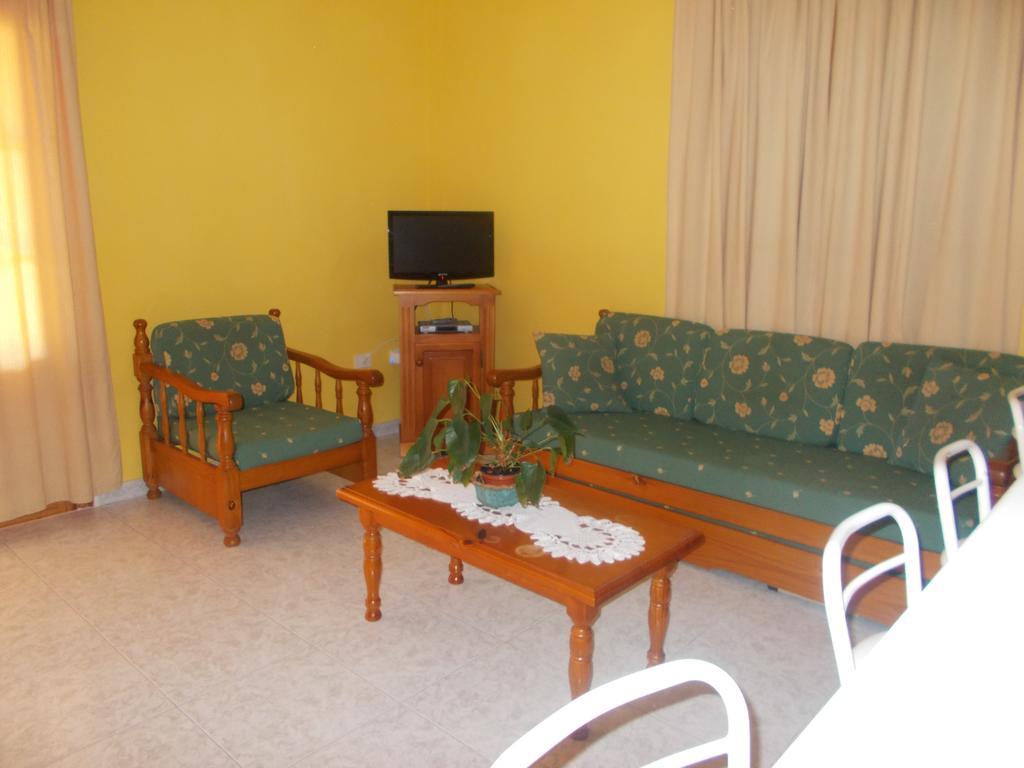 Apartamentos La Banda Плайя-де-Сантьяго Экстерьер фото